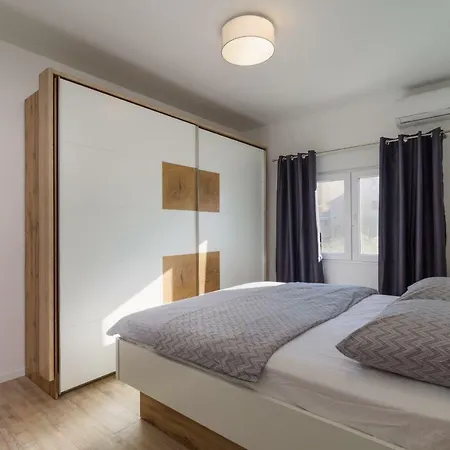 Apartman Litus *